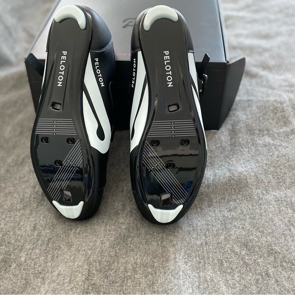 Peloton Cycling Shoes Unisex Men’s size 10 or Women’s size 12. Brand new in box. - Picture 6 of 16